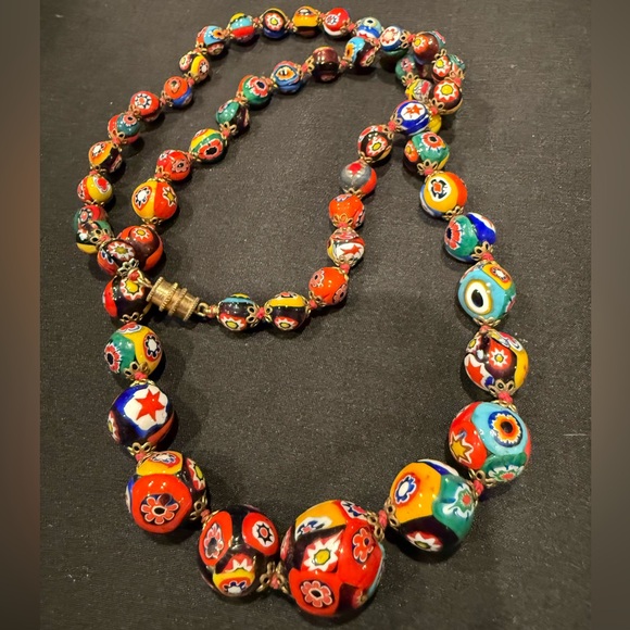 Vintage ERCOLE MORETTI Murano Glass Graduated Bead Millefiori Stunning Necklace